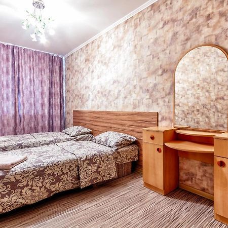 411 Вместительные апартаменты в центре Отлично подходят для командированных и туристов Алматы Экстерьер фото